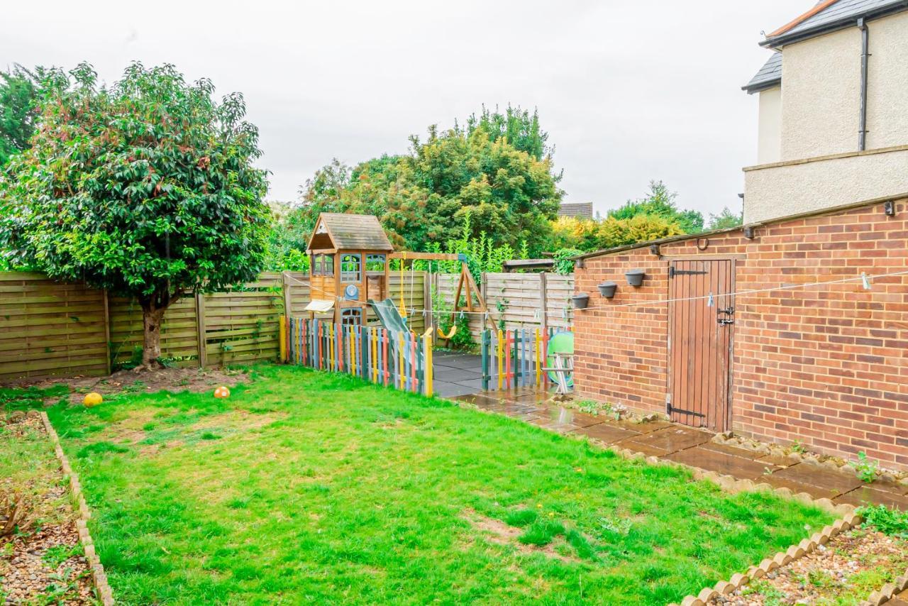 Stunning Place, Close To Windsor & Heathrow & Private Parking Burnham (Buckinghamshire) Exterior foto