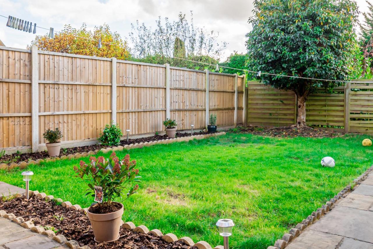 Stunning Place, Close To Windsor & Heathrow & Private Parking Burnham (Buckinghamshire) Exterior foto