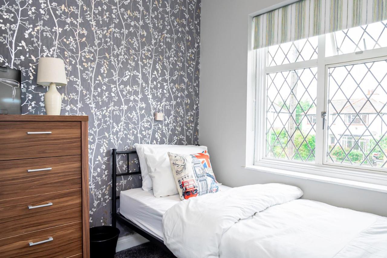 Stunning Place, Close To Windsor & Heathrow & Private Parking Burnham (Buckinghamshire) Exterior foto