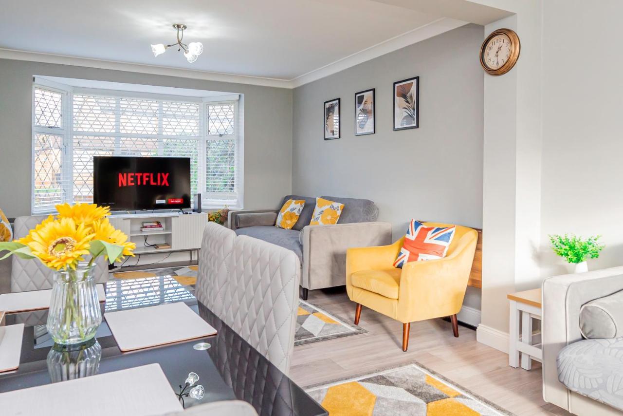 Stunning Place, Close To Windsor & Heathrow & Private Parking Burnham (Buckinghamshire) Exterior foto