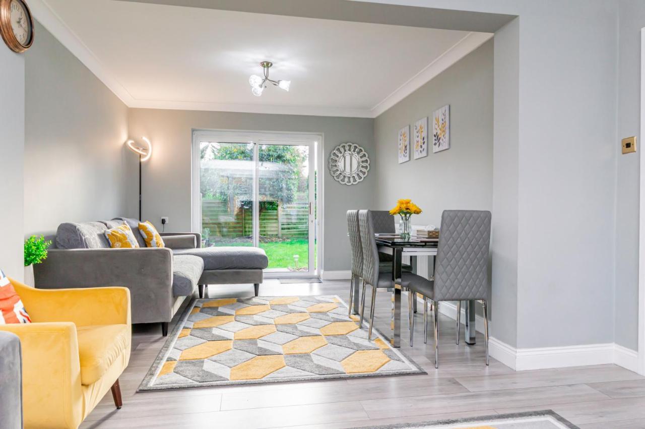 Stunning Place, Close To Windsor & Heathrow & Private Parking Burnham (Buckinghamshire) Exterior foto